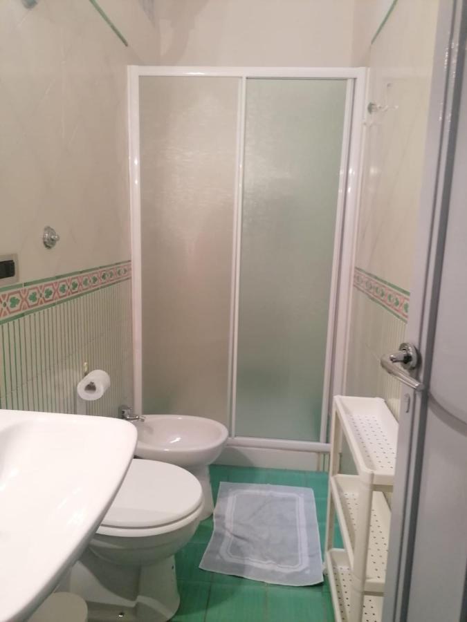 La Casina Giramondo di Ele Viareggio Esterno foto